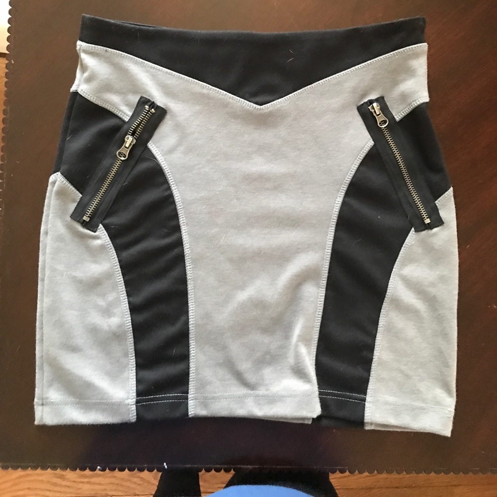 Jack by BB Dakota black and grey mini skirt